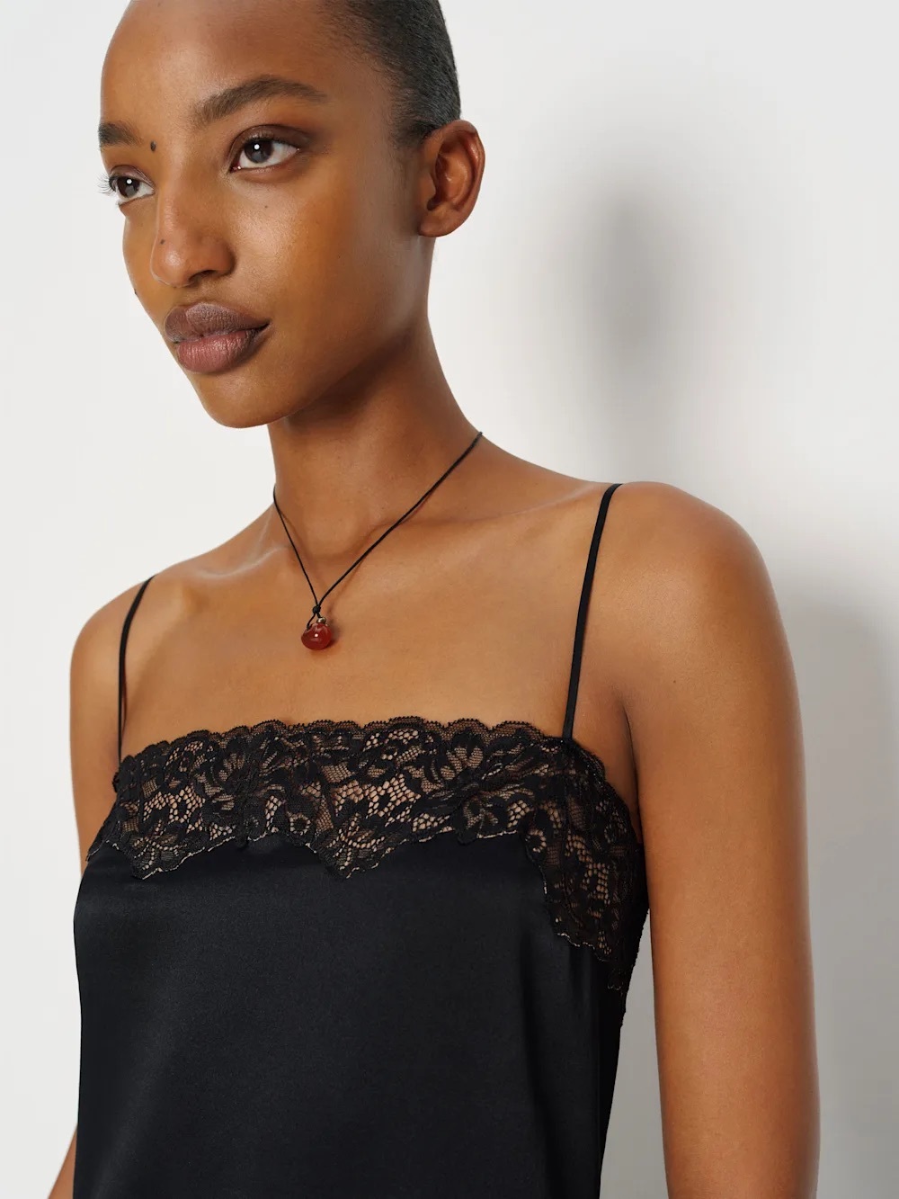 Reformation Mackenzie Silk Dress In black, NEW WITHOUT TAGS,NEVER WORN,NO FLAWS. - Picture 3 of 4